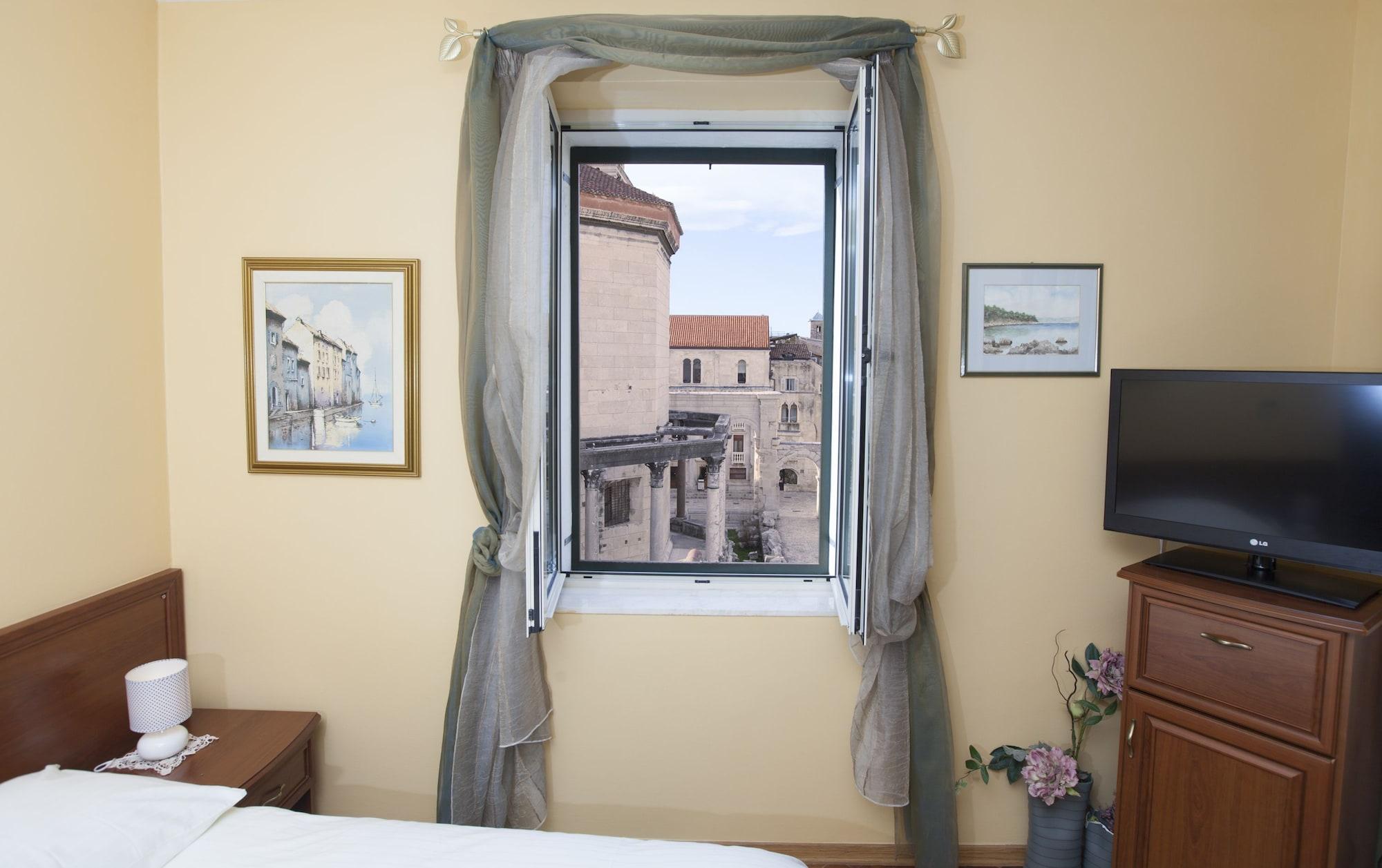 Plr Luxury Rooms Split Exterior photo