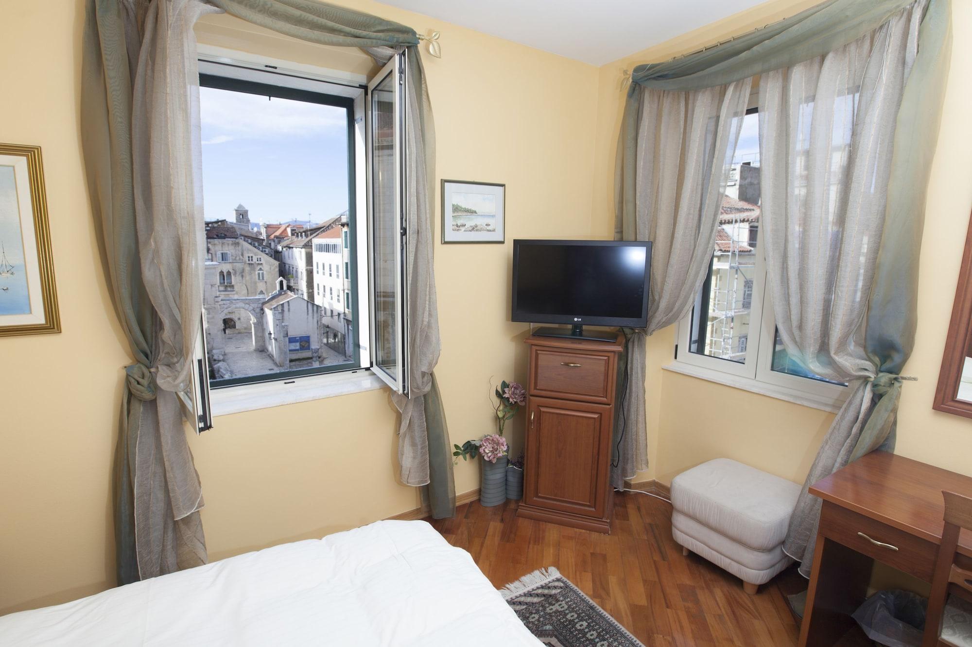 Plr Luxury Rooms Split Exterior photo