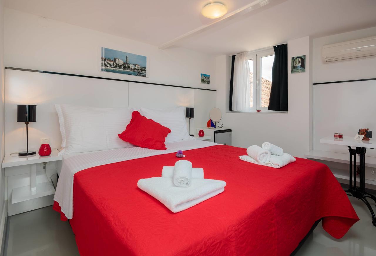 Plr Luxury Rooms Split Exterior photo